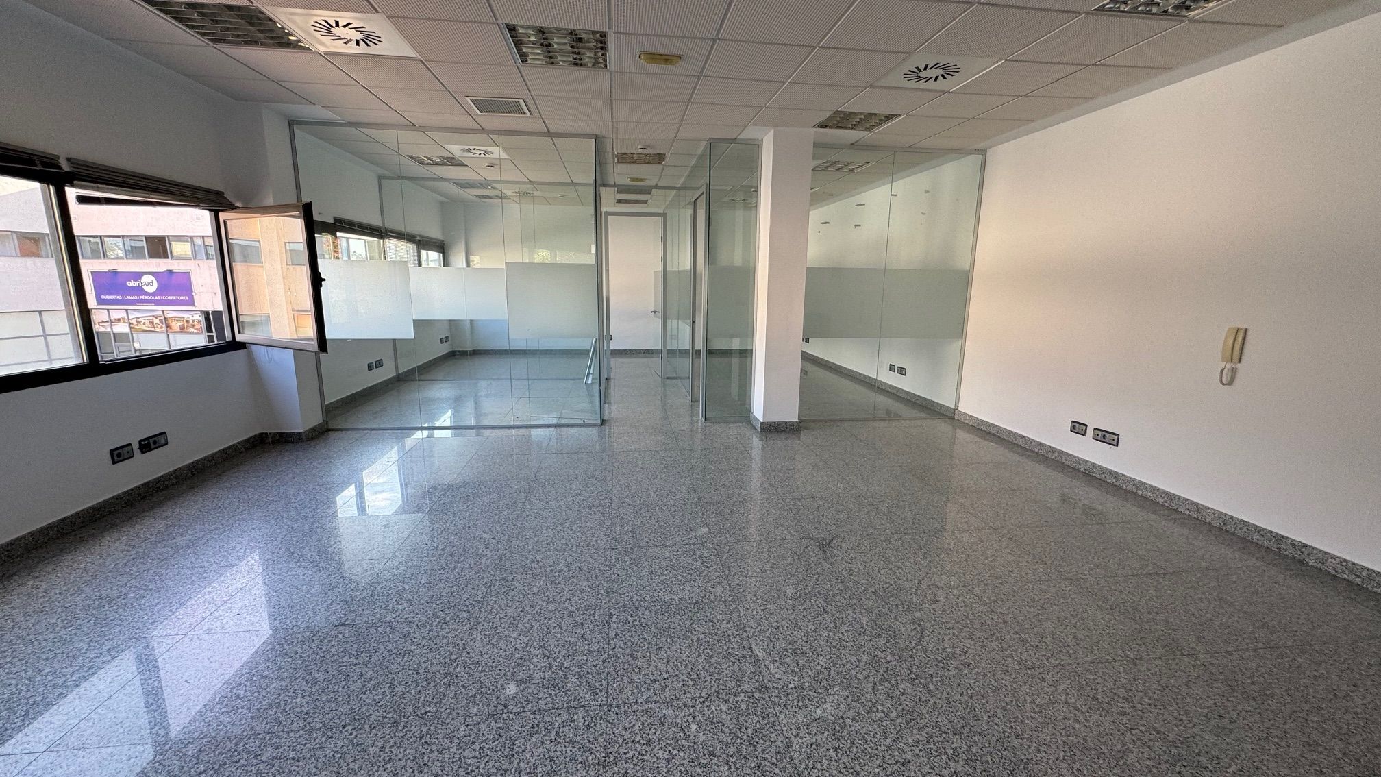 Oficina de lloguer en Las Rozas de Madrid amb Aire condicionat i Calefacció