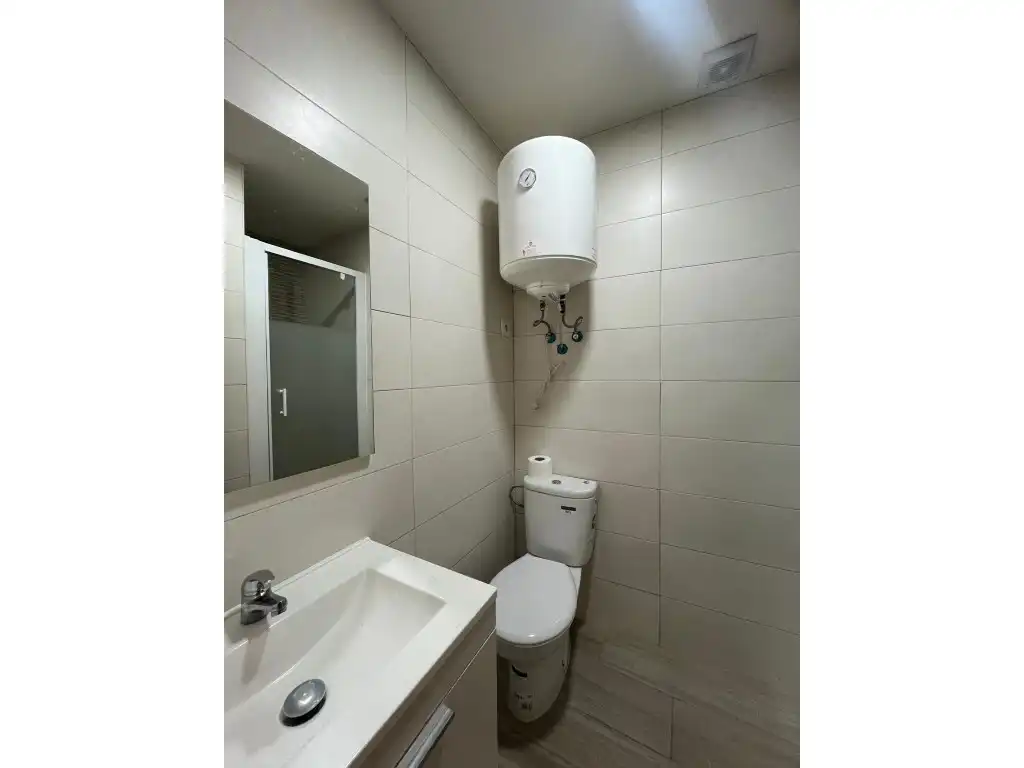 Baño de Edificio en venta en Madrid