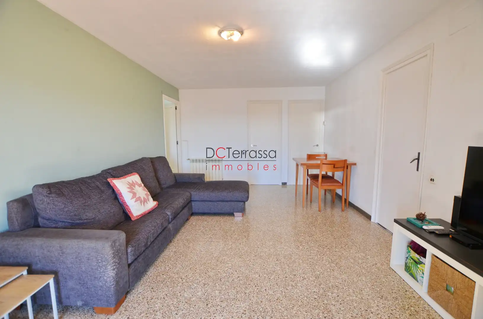 Sala de estar de Ático en venta en Terrassa con Aire acondicionado, Calefacción y Terraza