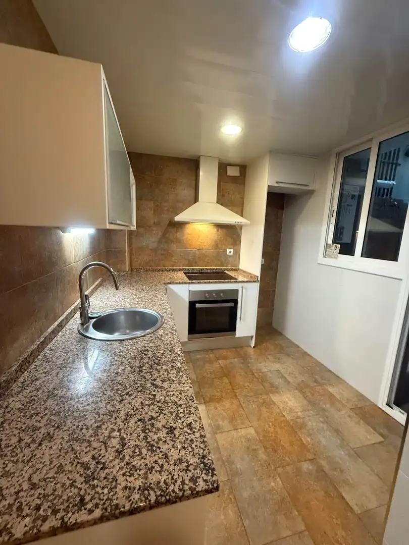 Kitchen of Flat for rent in Barcelona  with Heating