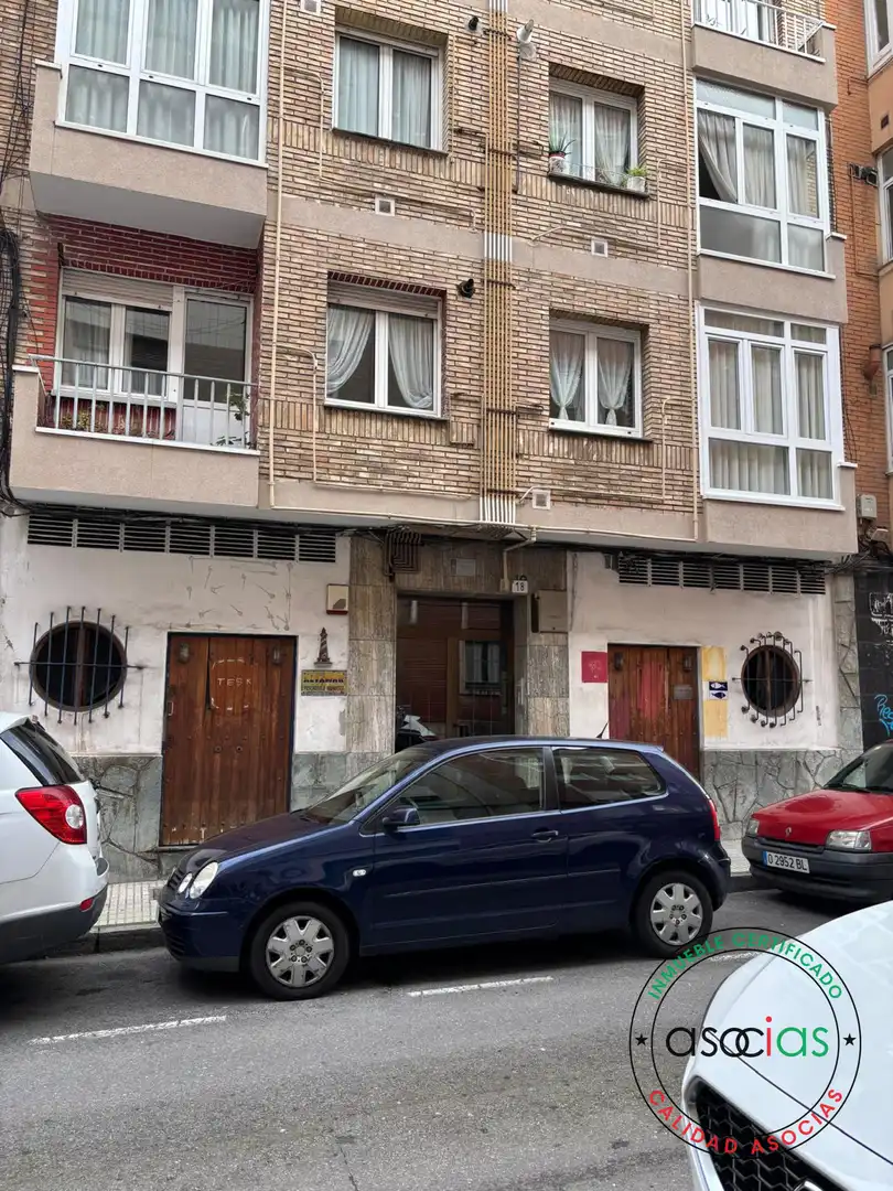 Business premises for sale in Gijón - CL LA PAZ 18, imagen 2
