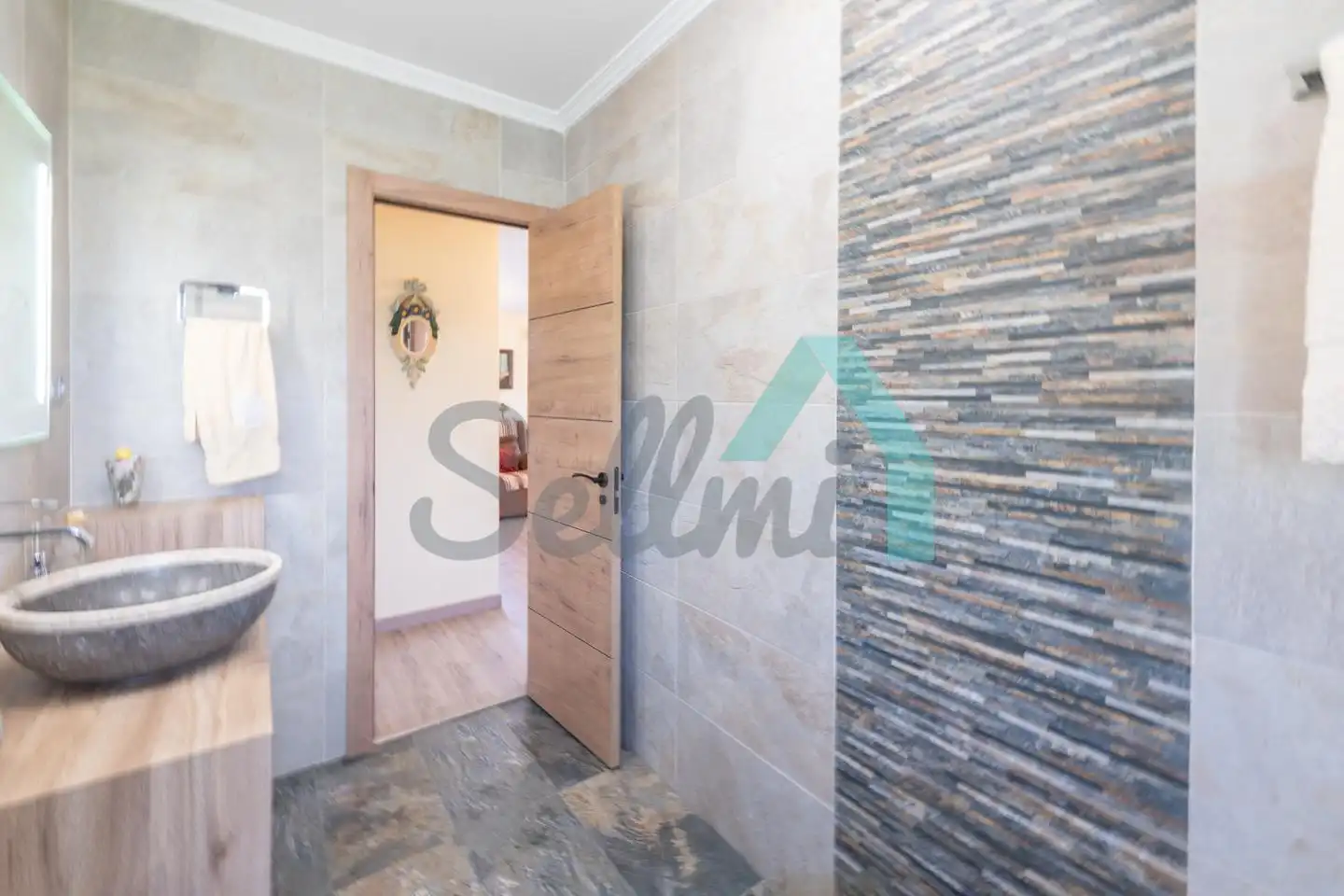 Bathroom of Houses for sale in Gijón   with Heating, Private garden and Terrace
