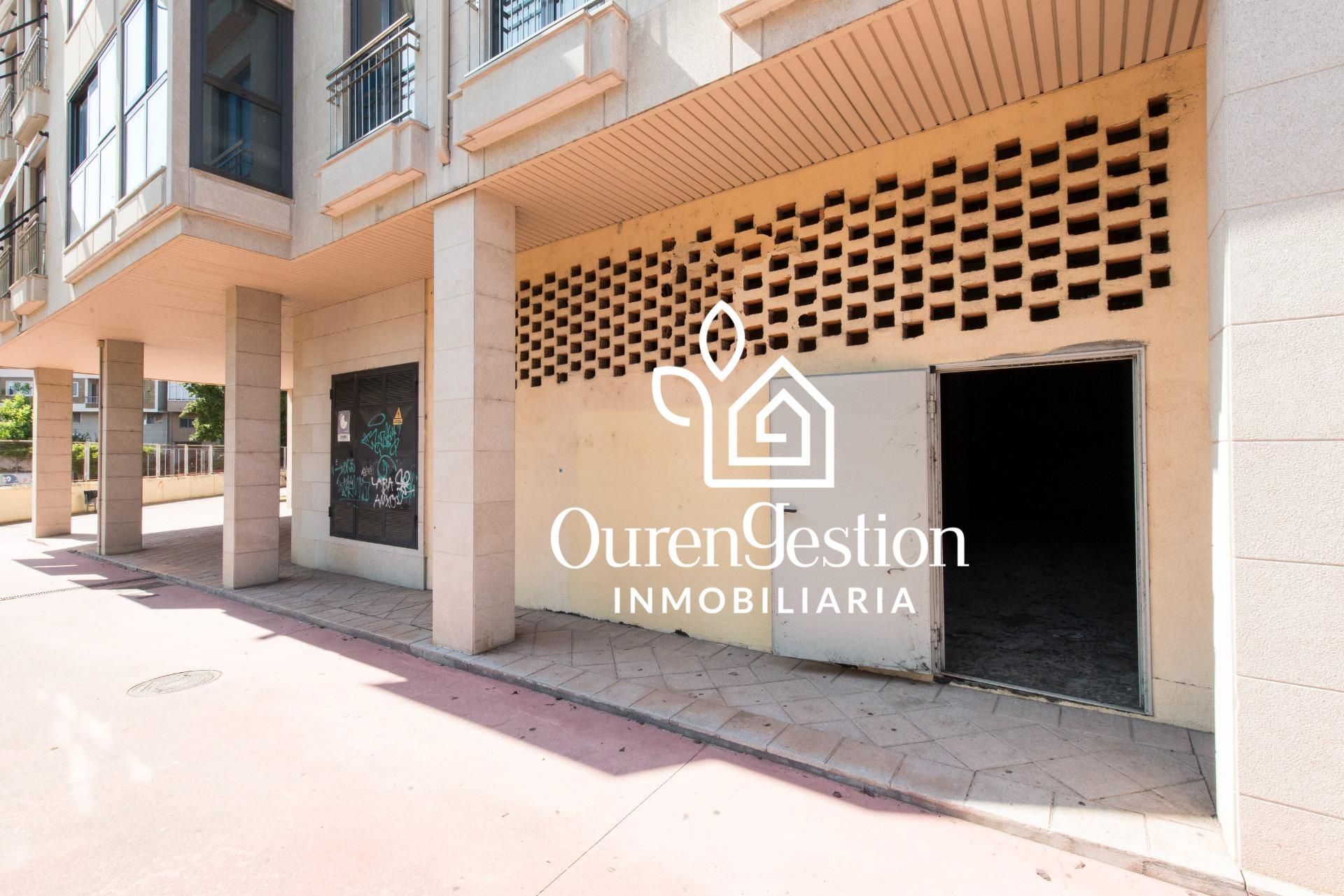 Local en venta en  XESUS POUSA RODRIGUEZ, A Ponte