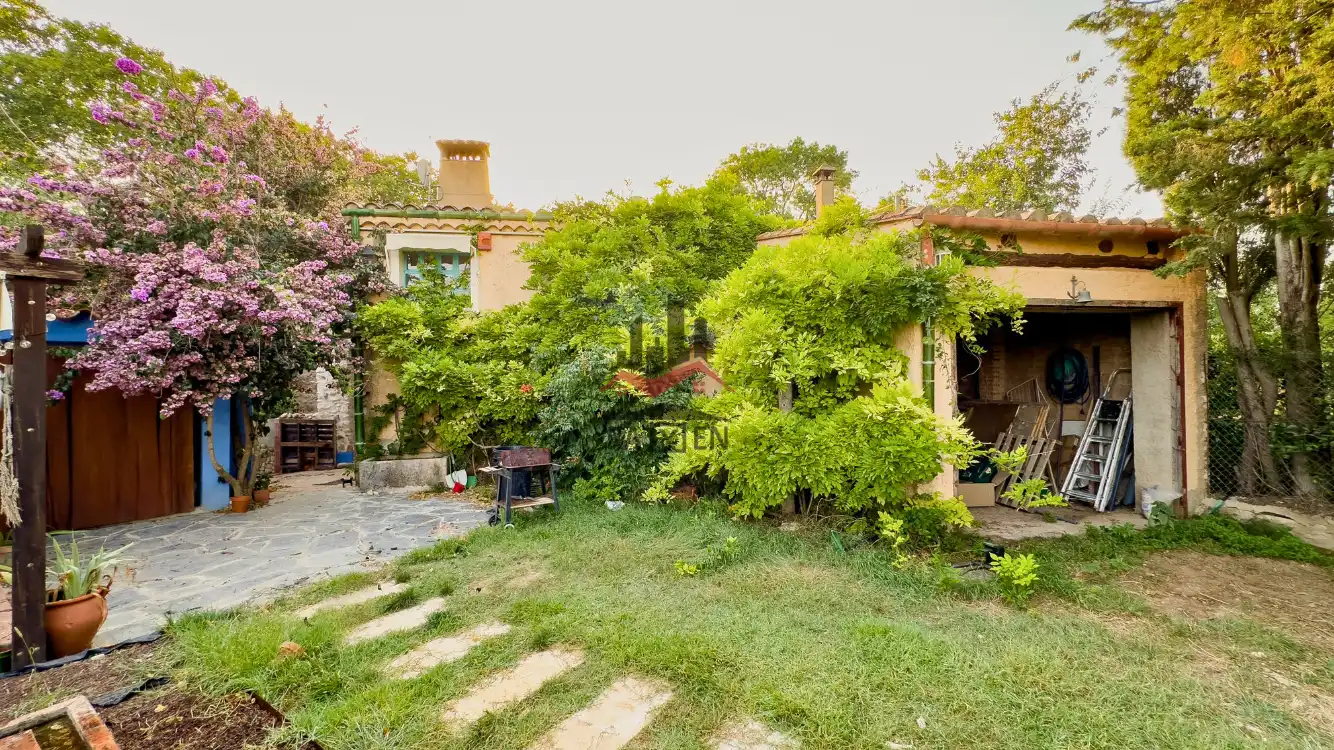 Casa rustica con giardino in vendita a Aforas, imagen 6