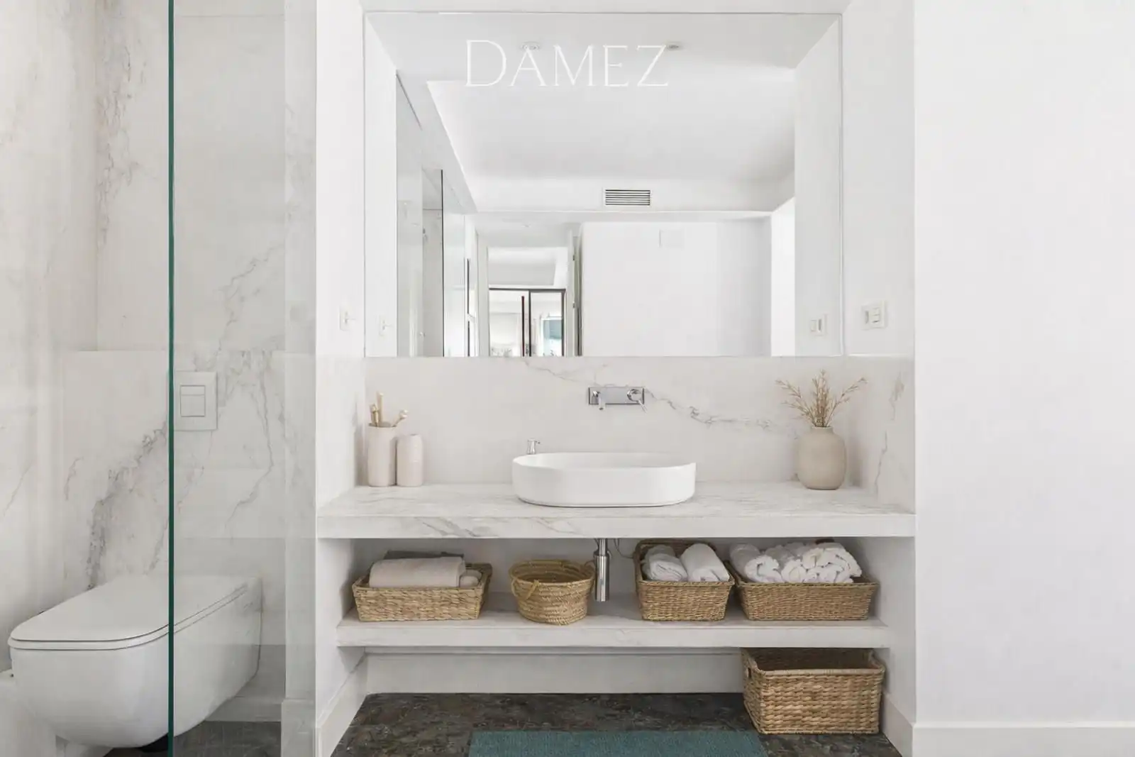 Badezimmer von Wohnung zum Verkauf in Madrid mit Klimaanlage, Heizung und Abstellraum