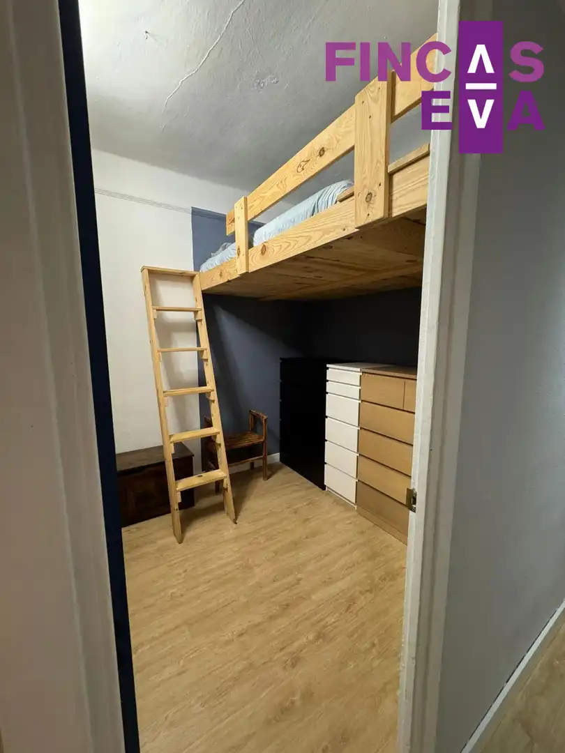 Flat for sale in Barcelona  with Balcony