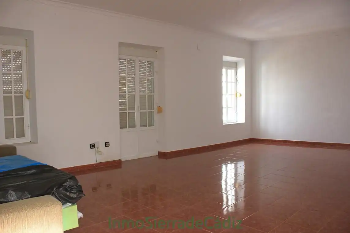 Sala de estar de Casa o chalet en venta en Algodonales con Aire acondicionado, Terraza y Trastero