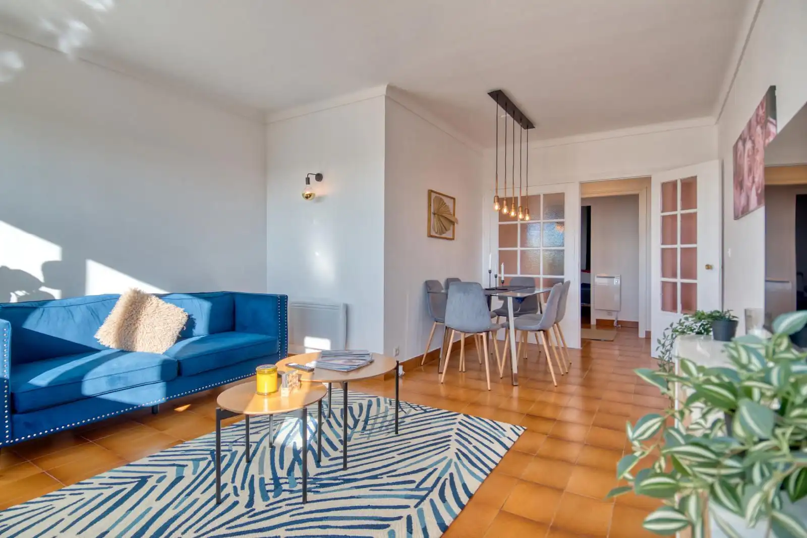 Wohnzimmer von Dachboden zum Verkauf in Begur