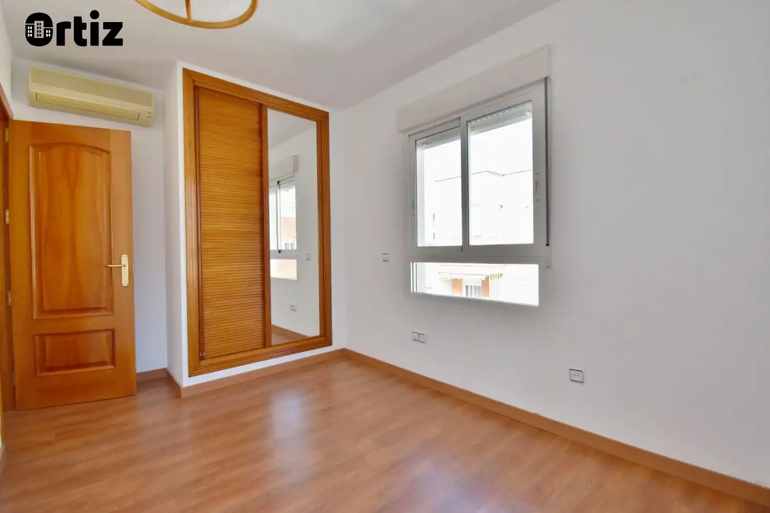 Habitación de Ático en venta en Torrejón de Ardoz con Aire acondicionado, Calefacción y Terraza