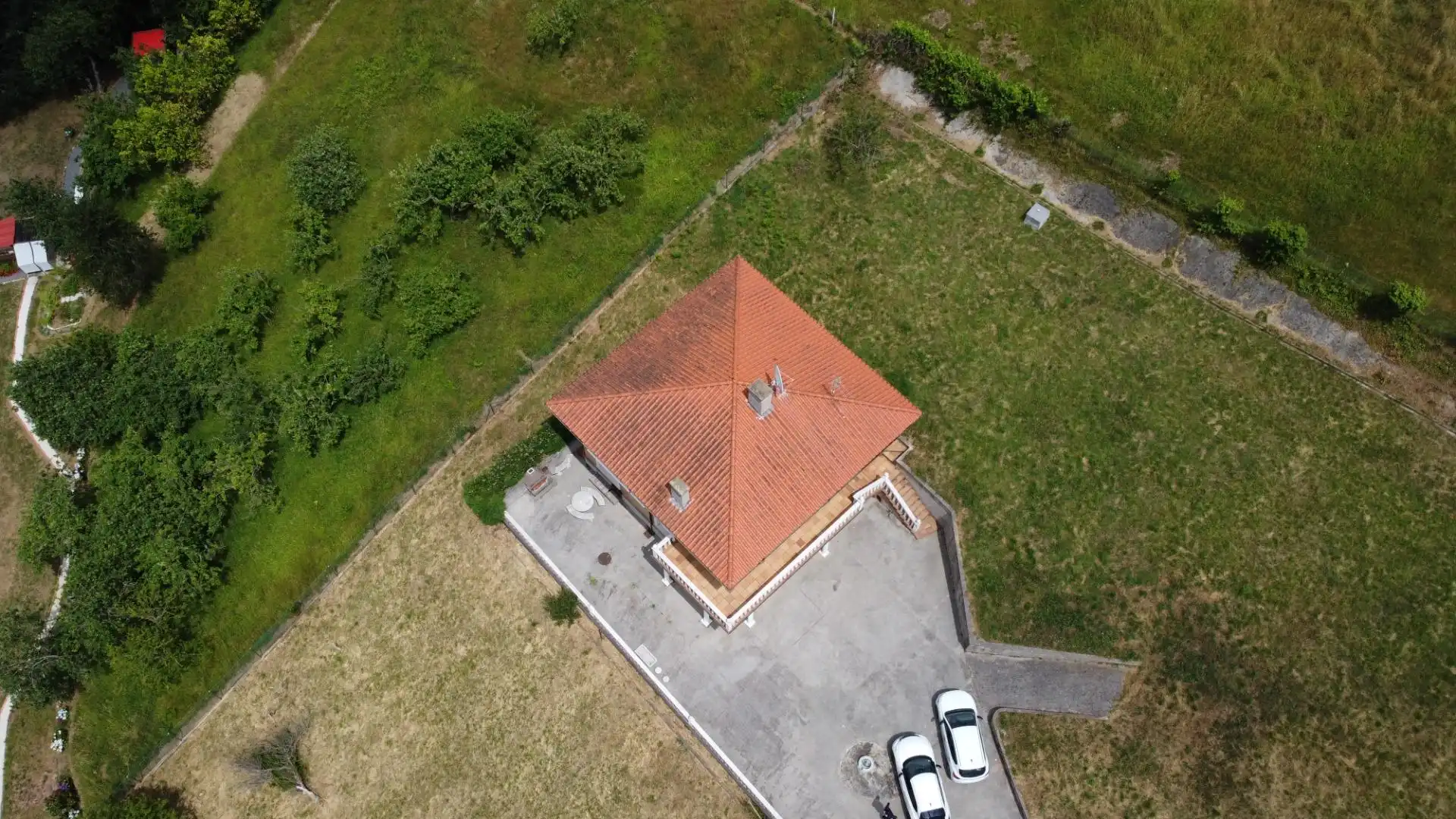 Casa o xalet en venda en Gijón  amb Calefacció, Jardí privat i Traster
