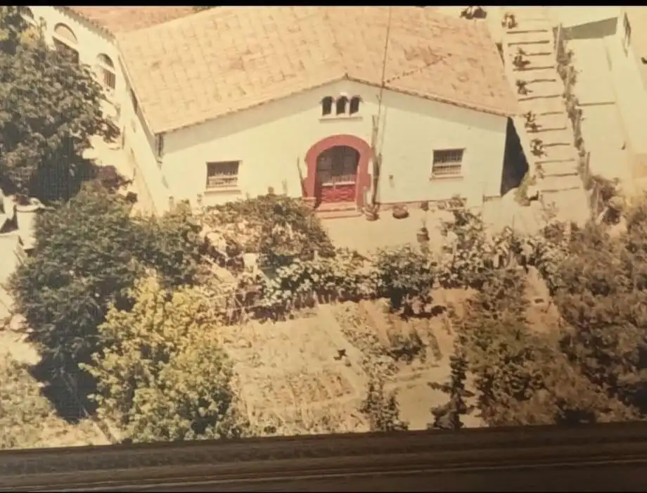 Vista exterior de Finca rústica en venda en Torrelles de Llobregat amb Terrassa