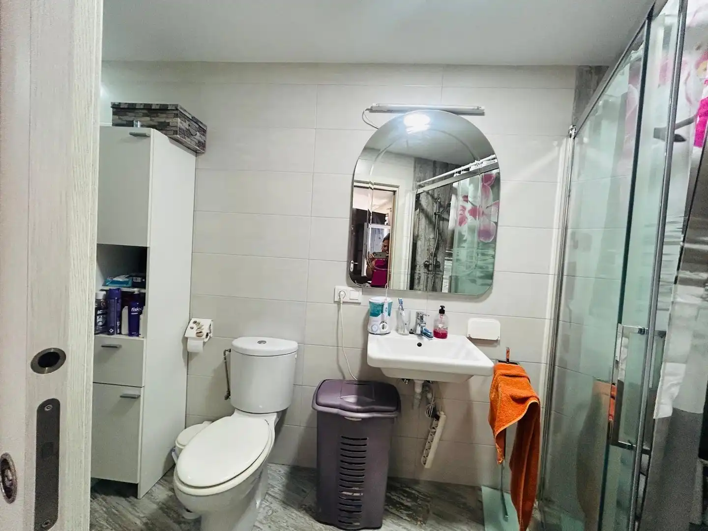 Bany de Casa o xalet en venda en Alicante / Alacant amb Aire condicionat, Calefacció i Jardí privat