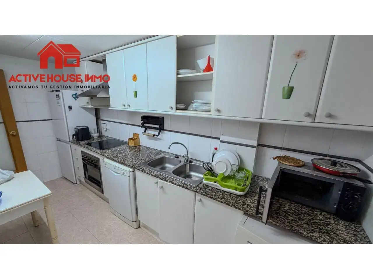 Küche von Wohnung zum Verkauf in La Ràpita mit Klimaanlage, Terrasse und Möbliert