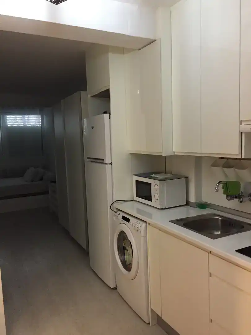 Kitchen of Study for rent in Vélez-Málaga  with Air Conditioner, Private garden and Parquet flooring