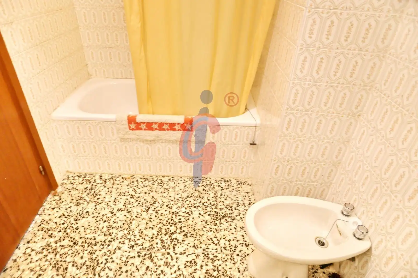 Baño de Apartamento en venta en Guardamar del Segura con Amueblado y Balcón