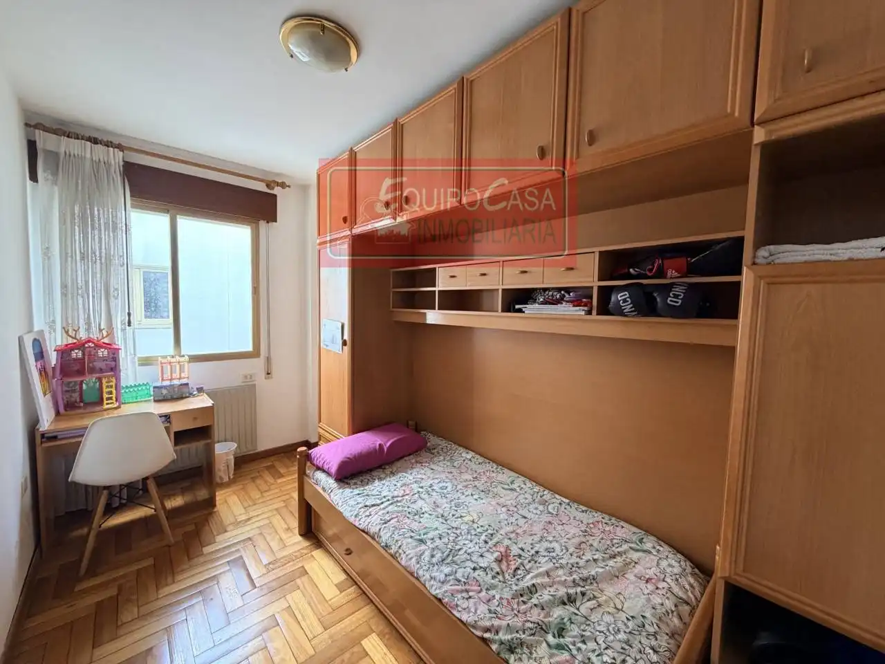 Schlafzimmer von Wohnung zur Miete in Lugo mit Heizung, Parkett und Möbliert