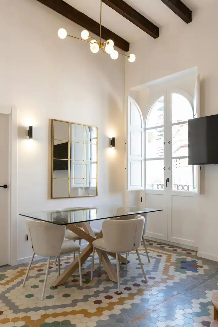 Dining room of Flat for rent in Valencia  with Washing machine, TV and Pets allowed