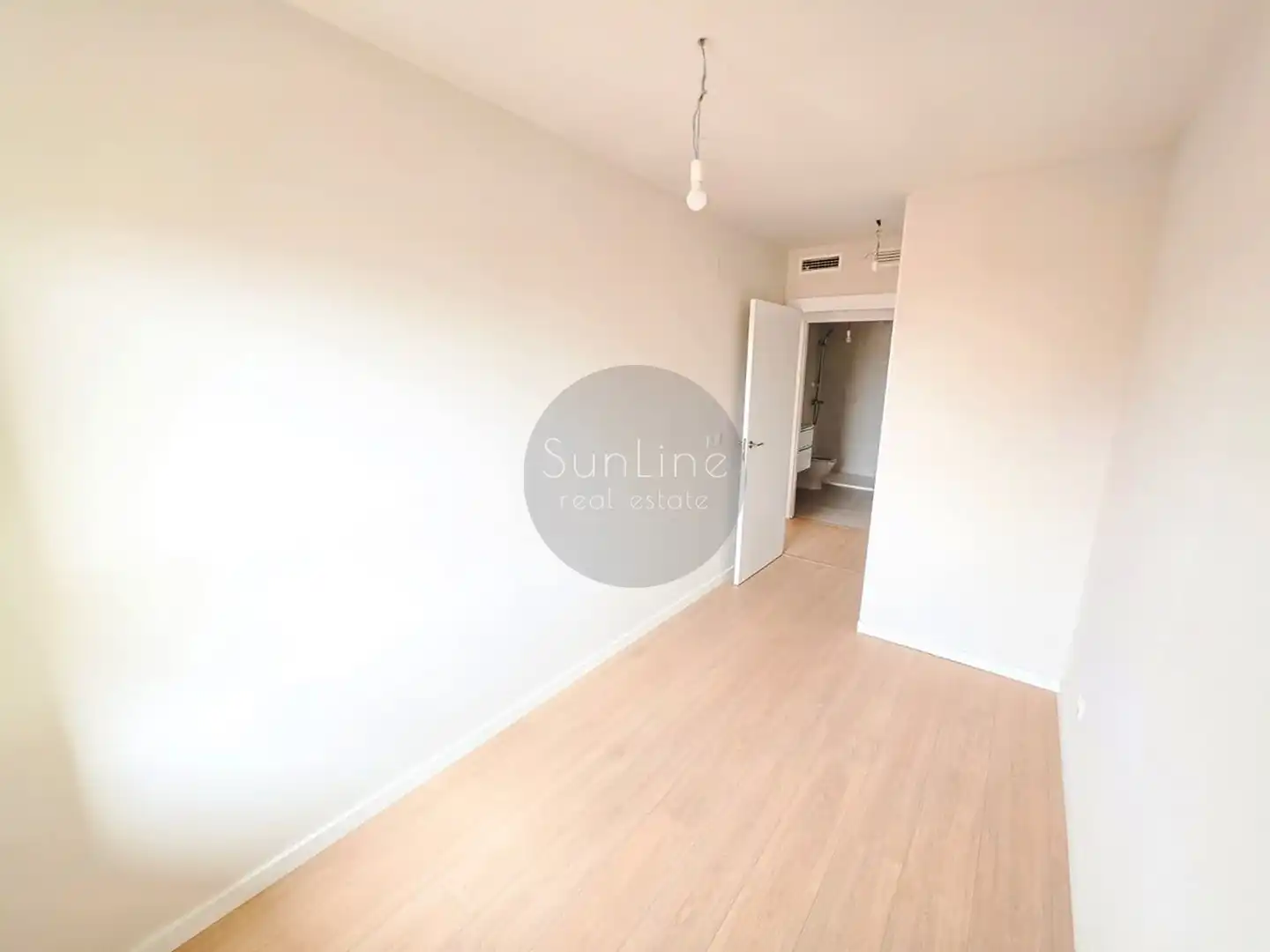 Appartamento con terrazza in affitto a Calle Doctor Domagk, imagen 14