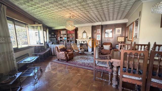 Piso en Venta en Lalín