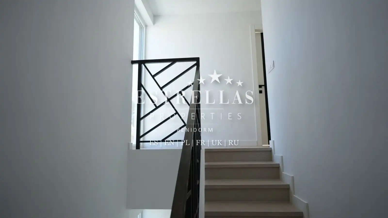 Casa o chalet en venta en La Nucia con Aire acondicionado, Calefacción y Jardín privado
