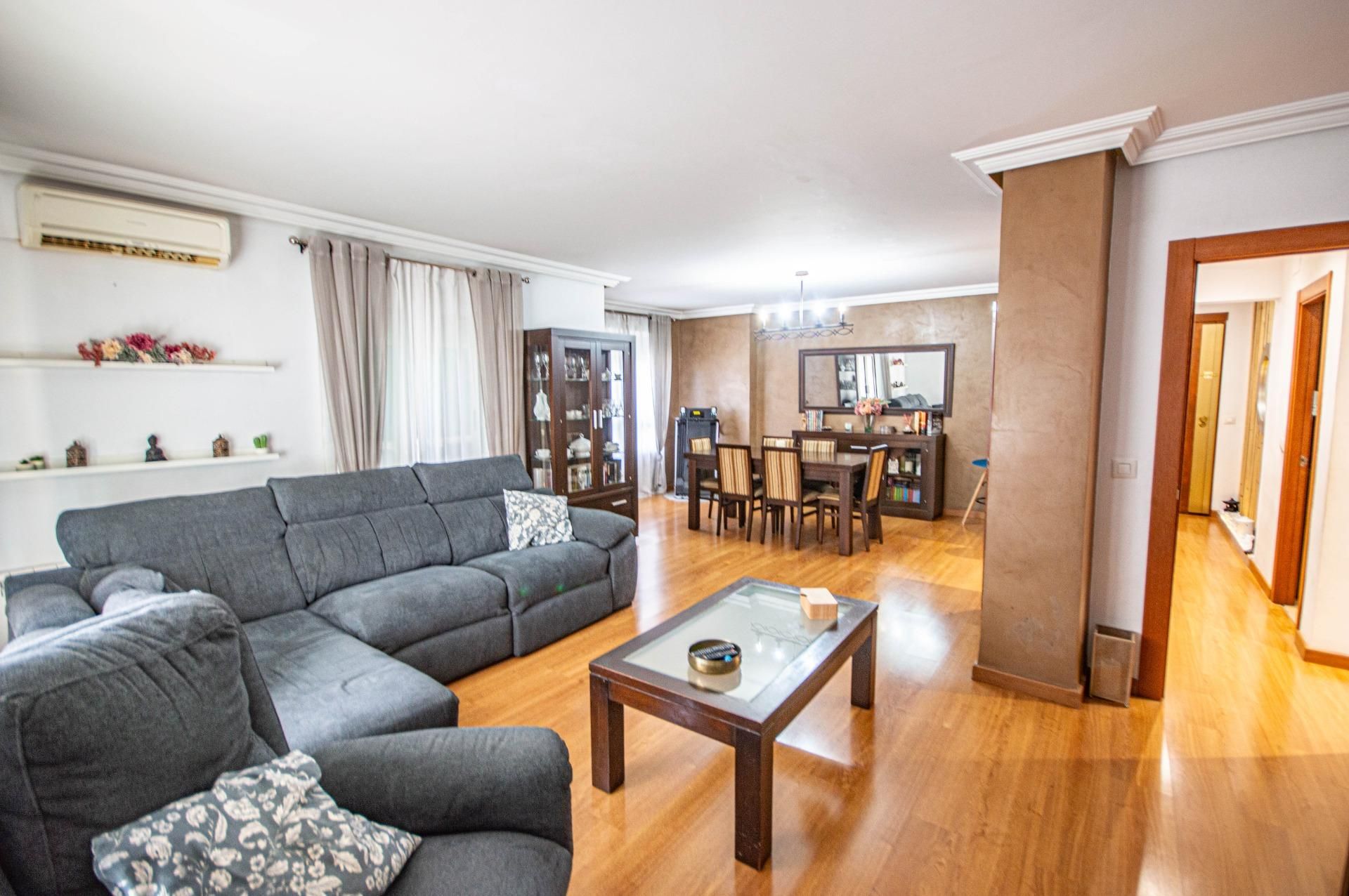 Flat for sale in  POE ZORRILLA, 27, Plaza de Toros - Avenida Chapí - Trinquete