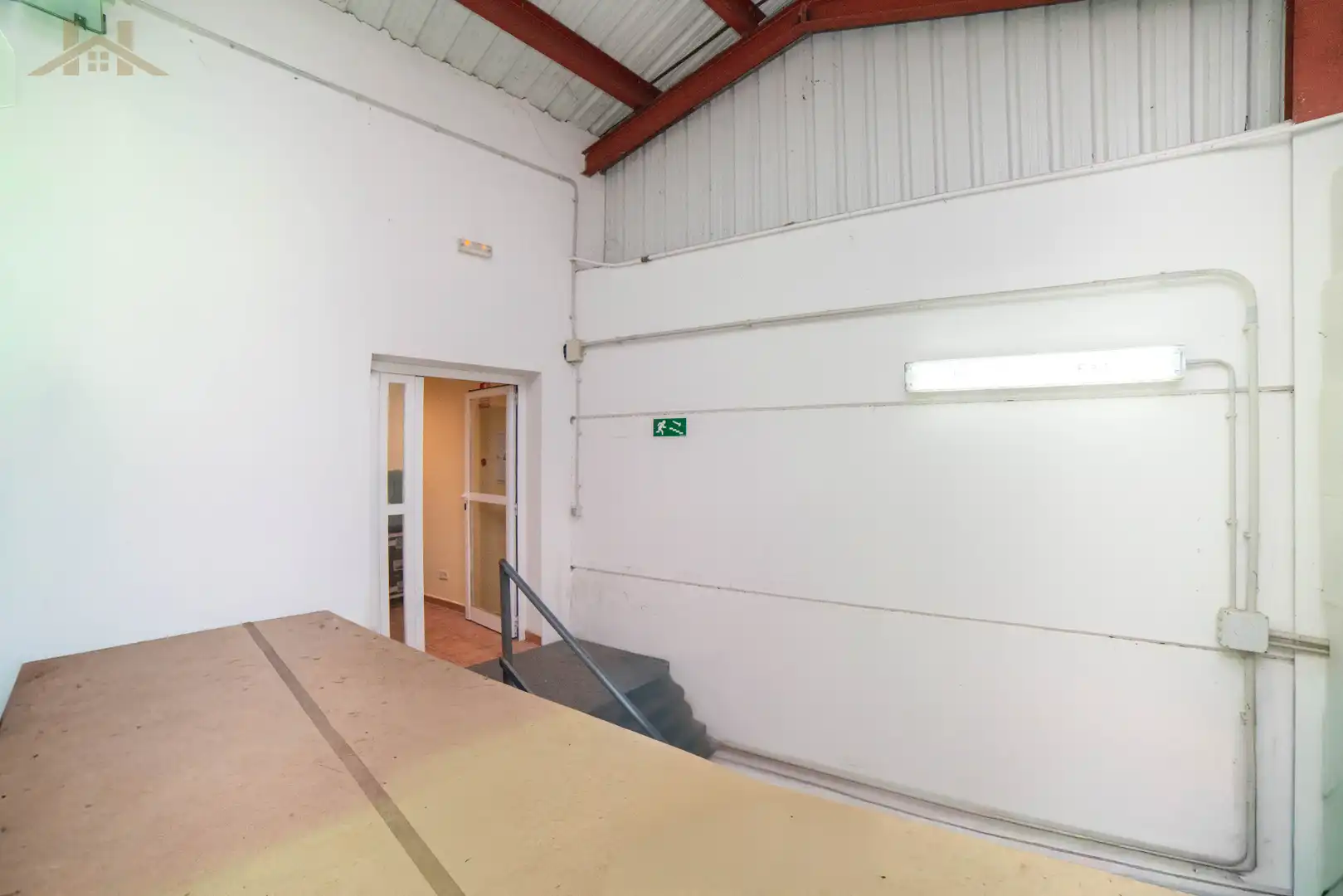 Nave industrial en venta en Pelayos de la Presa con Alarma
