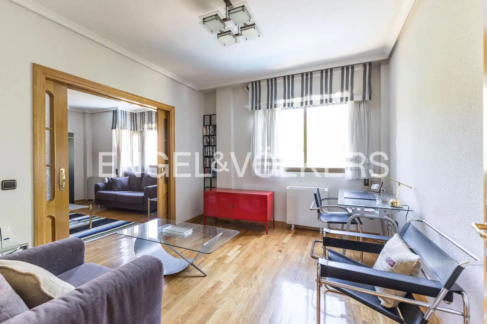 Vista exterior de Piso en venta en Madrid con Aire acondicionado, Calefacción y Jardín privado