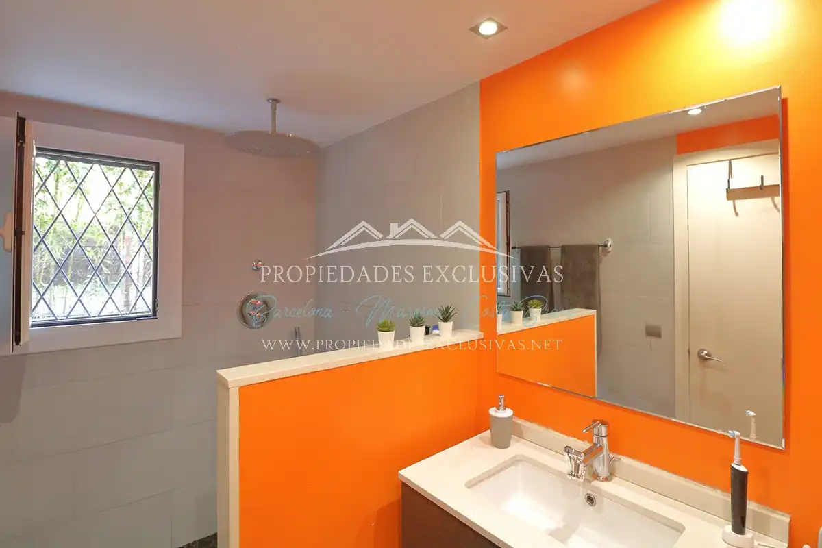 Baño de Casa o chalet en venta en Cabrils con Aire acondicionado, Calefacción y Jardín privado