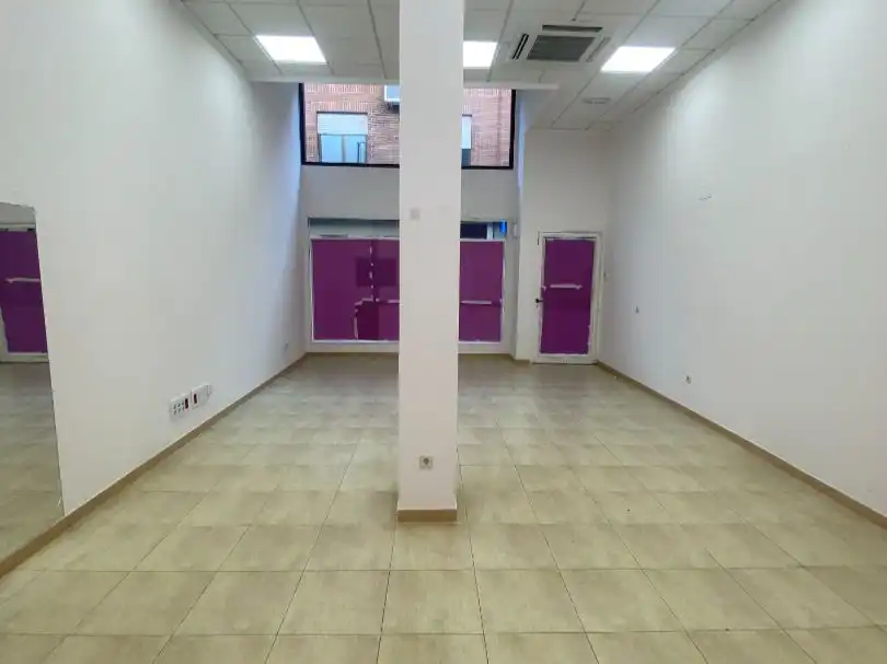 Commercial properties for rent in Madridejos  with Air Conditioner and Heating