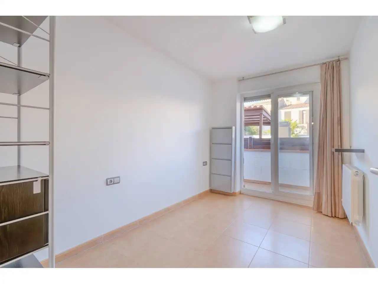 Habitación de Piso en venta en Cassà de la Selva con Aire acondicionado, Calefacción y Terraza