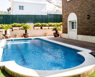 Piscina de Casa o xalet en venda en Cambrils amb Aire condicionat, Terrassa i Traster