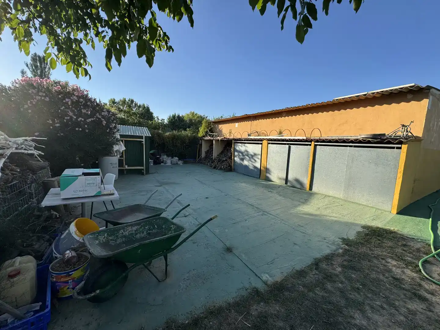 Jardí de Finca rústica en venda en Grijota amb Jardí privat, Traster i Piscina