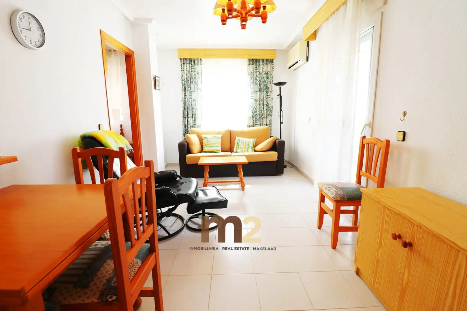 Vista exterior de Apartamento en venta en Torrevieja con Aire acondicionado, Terraza y Amueblado