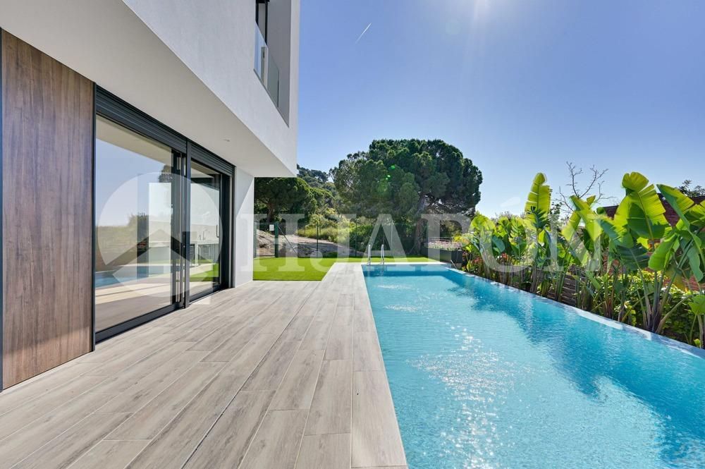 Exterior view of House or chalet for sale in Teià  with Air Conditioner, Heating and Private garden