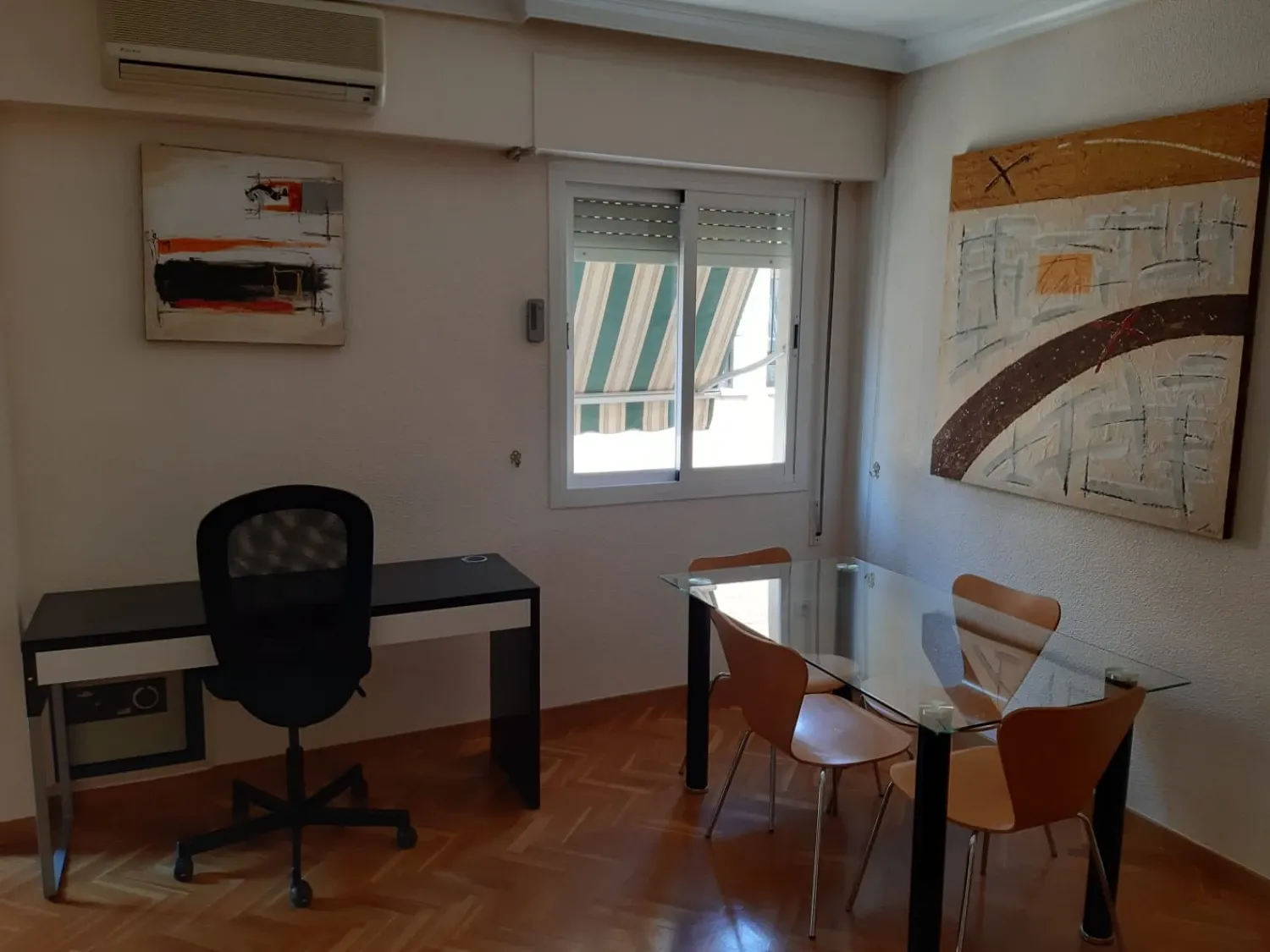 Dormitori de Pis en venda en  Murcia Capital amb Rentadora i Balcó