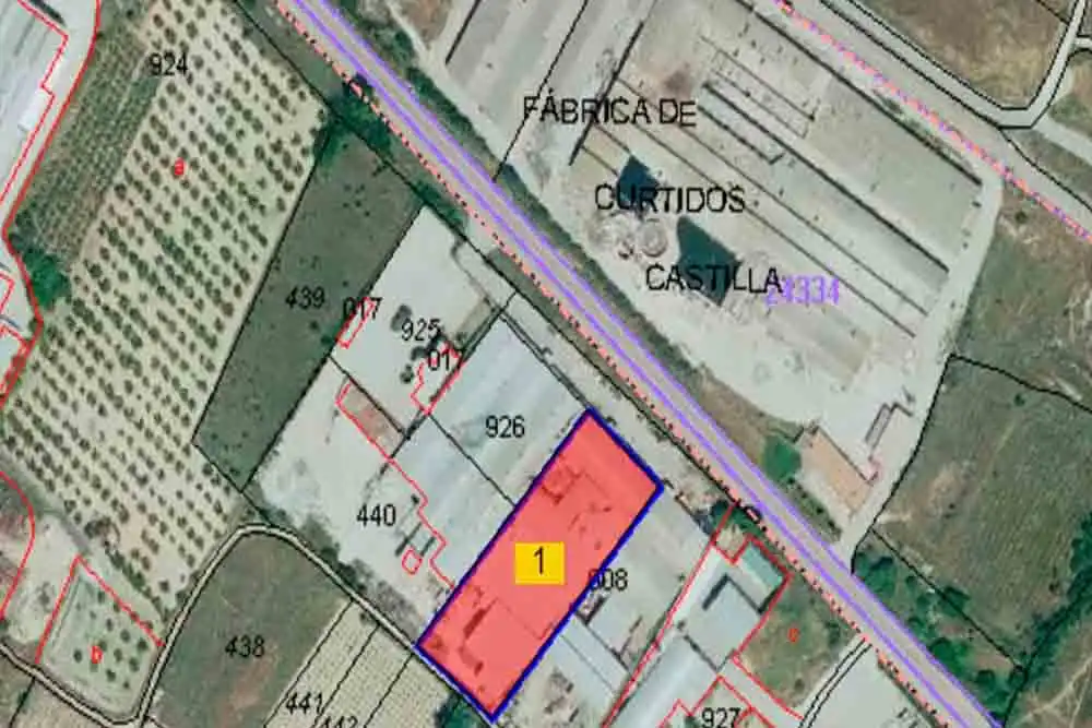 Nave industrial en venta en Requena