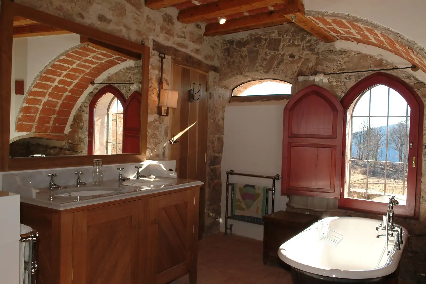 Baño de Finca rústica en venta en Camprodon con Calefacción, Jardín privado y Terraza