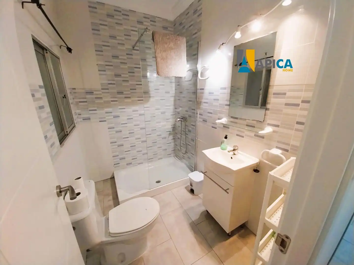 Baño de Piso en venta en Conil de la Frontera con Amueblado