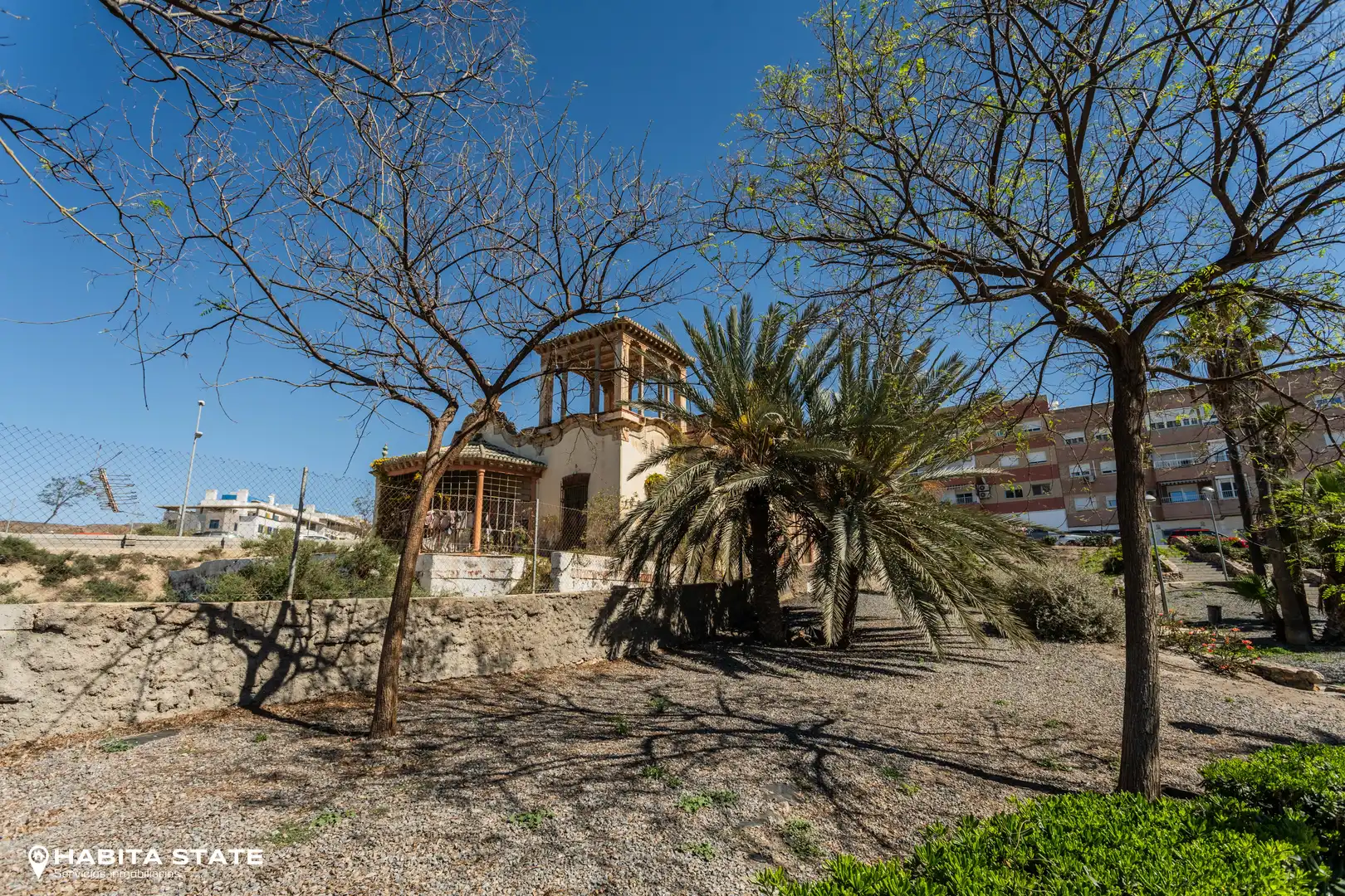 Außenansicht von Residential zum Verkauf in Almería
