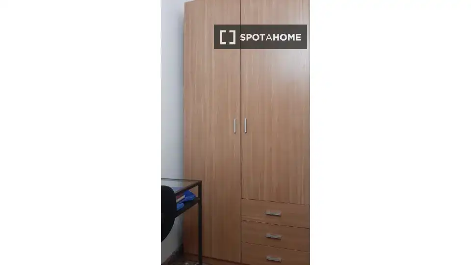 Habitación de Piso de alquiler en Barcelona con Aire acondicionado, Calefacción y Amueblado
