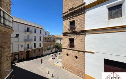 Exterior view of Flat for sale in  Cádiz Capital  with Balcony