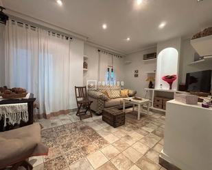 Living room of Flat for sale in  Madrid Capital  with Air Conditioner and Terrace