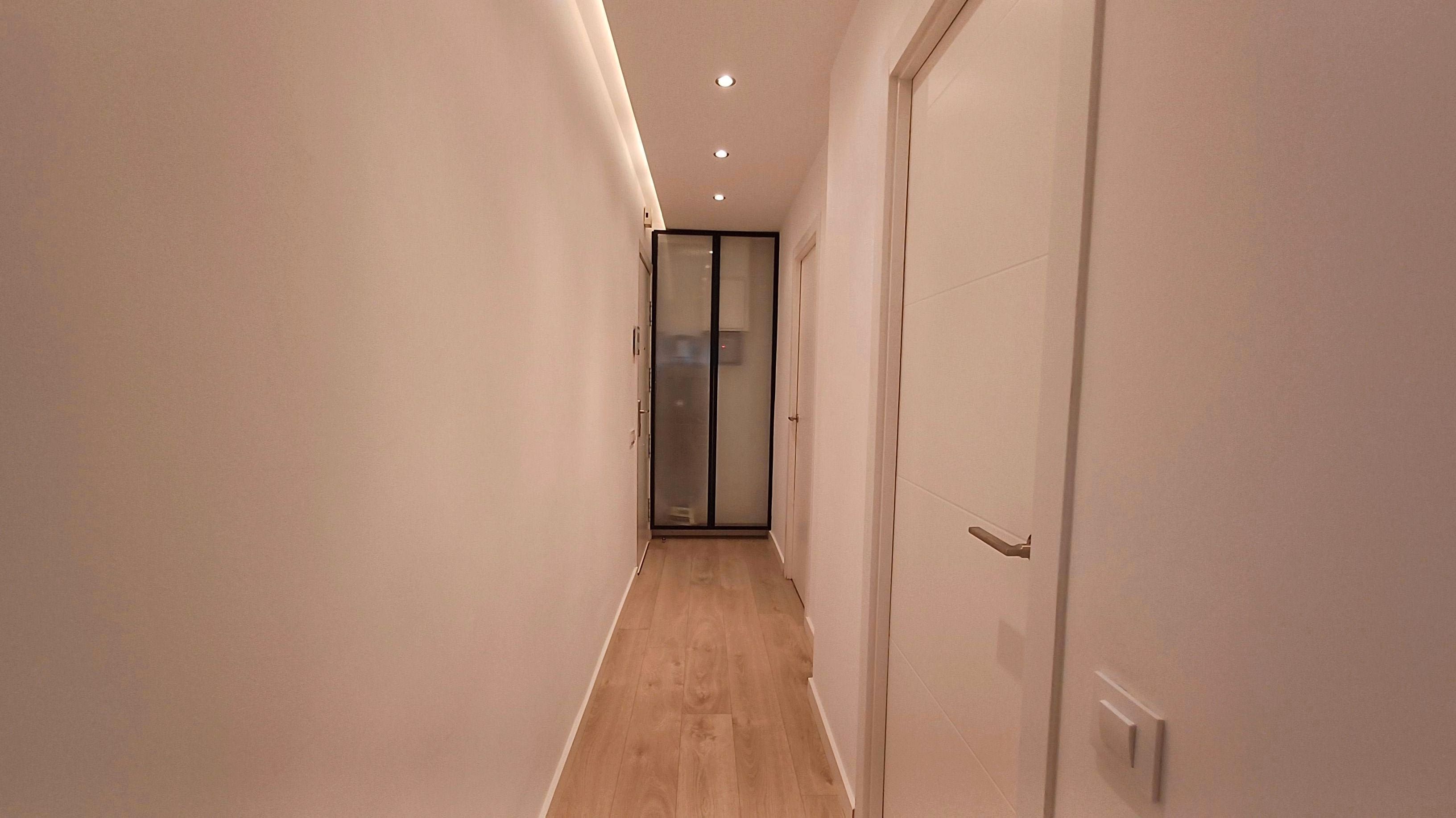 Flat to rent in Carrer de la Indústria, El Camp de l'Arpa del Clot