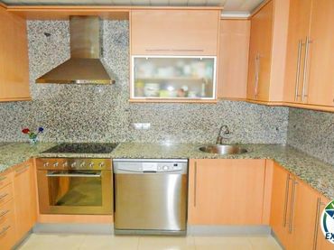 Apartament amb ascensor en venda a Calle TORRAS I BAGES 14