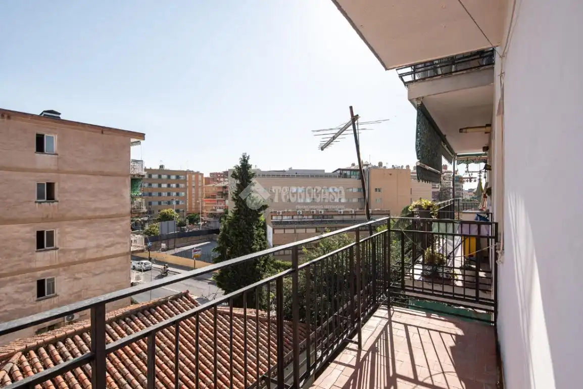 Terraza de Piso en venta en Granada con Balcón