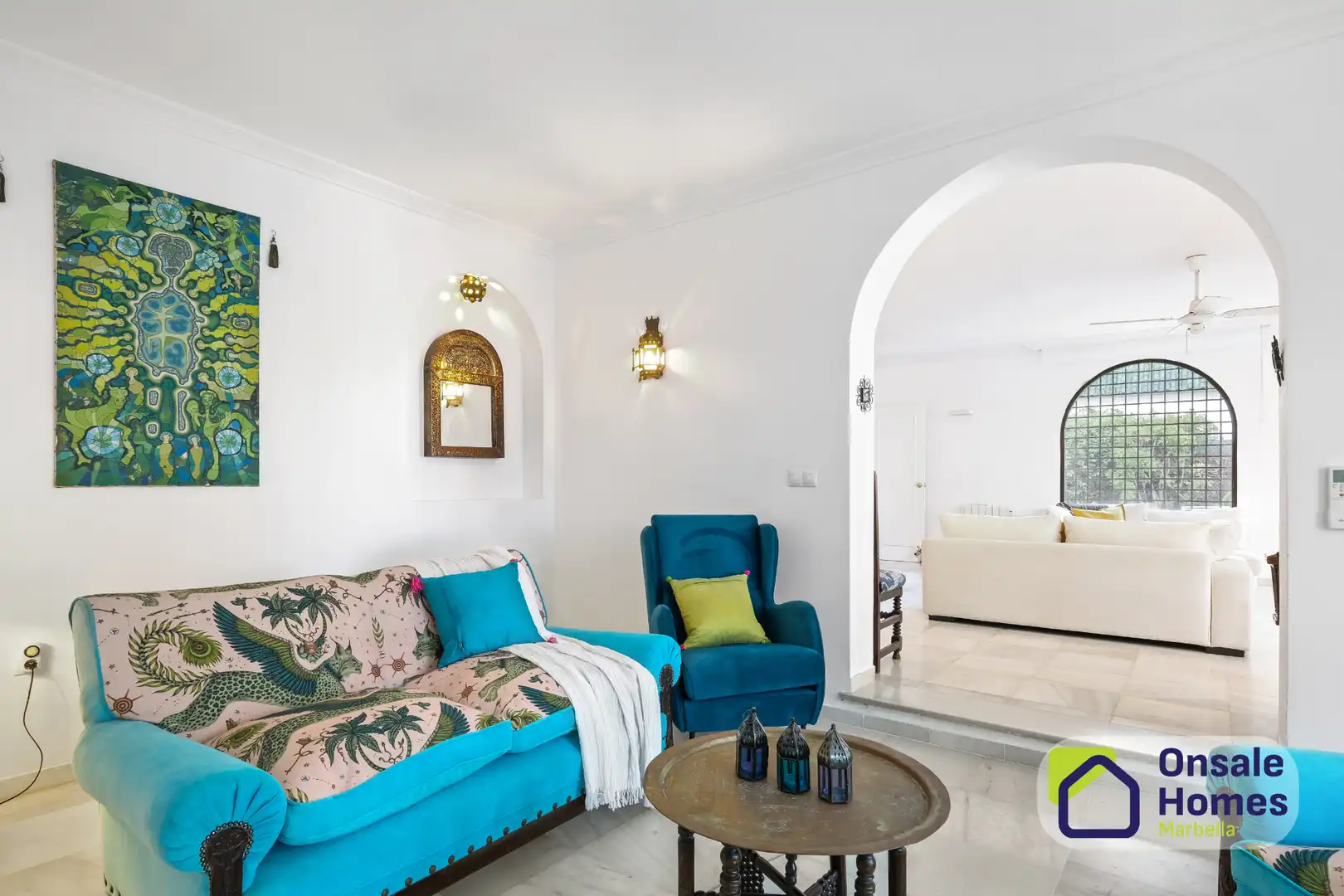 Sala de estar de Casa o chalet en venta en Marbella con Aire acondicionado, Jardín privado y Terraza