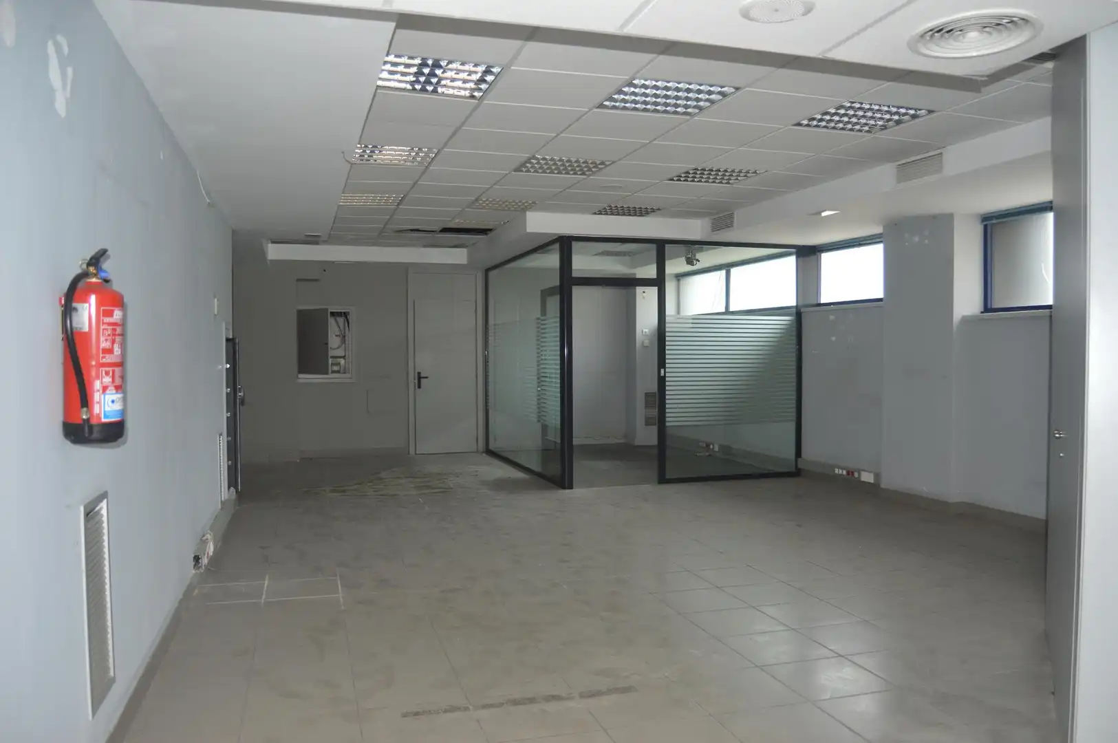 Local comercial en venda a C/ Egetiaga Uribarri Kalea, imagen 2