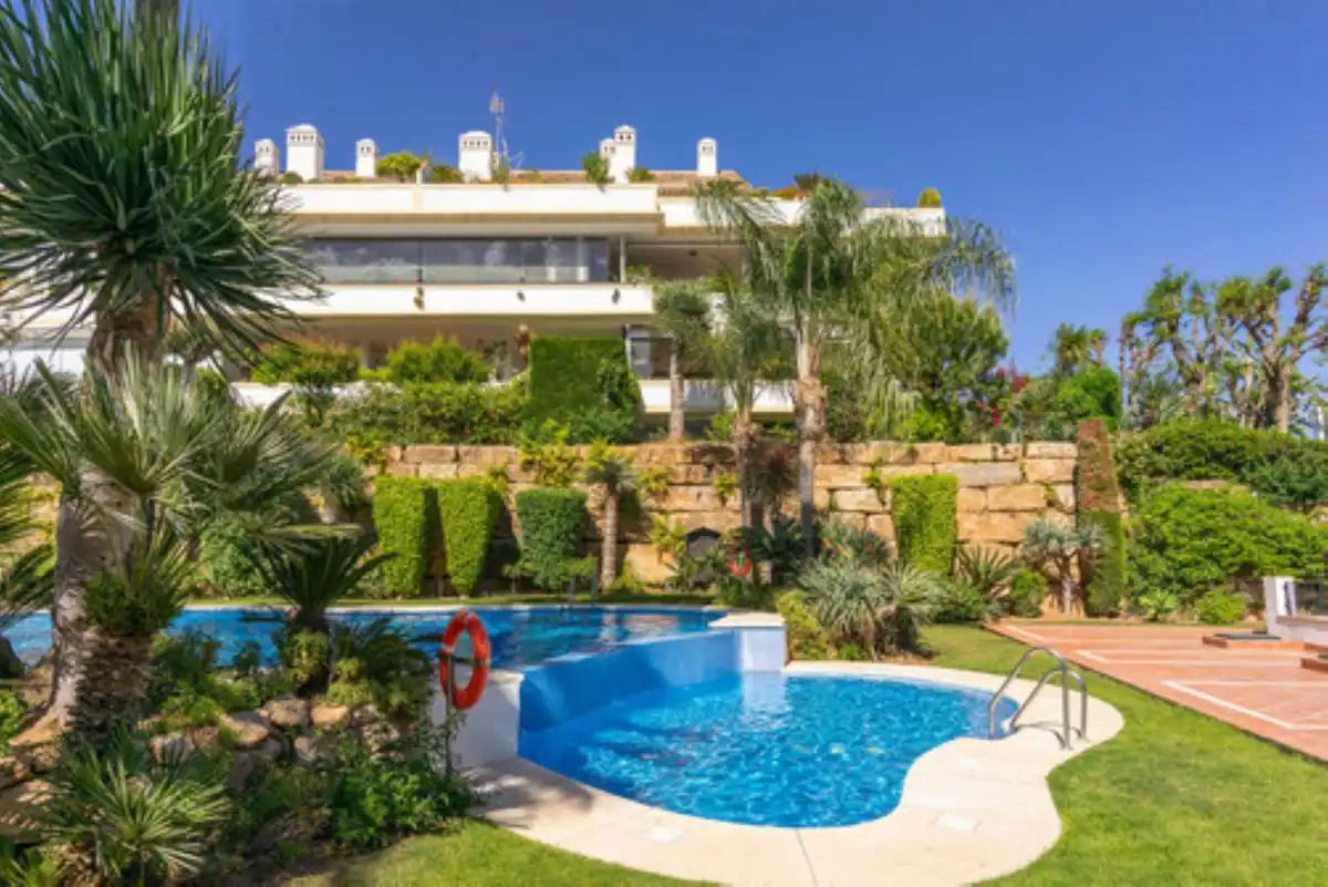 Jardí de Pis en venda en Marbella amb Aire condicionat i Terrassa