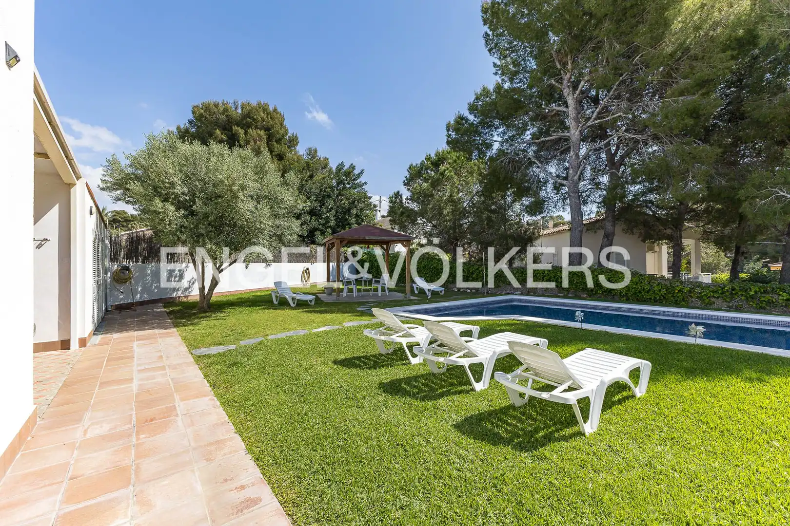 Vista exterior de Casa o chalet en venta en Calafell con Aire acondicionado, Calefacción y Jardín privado