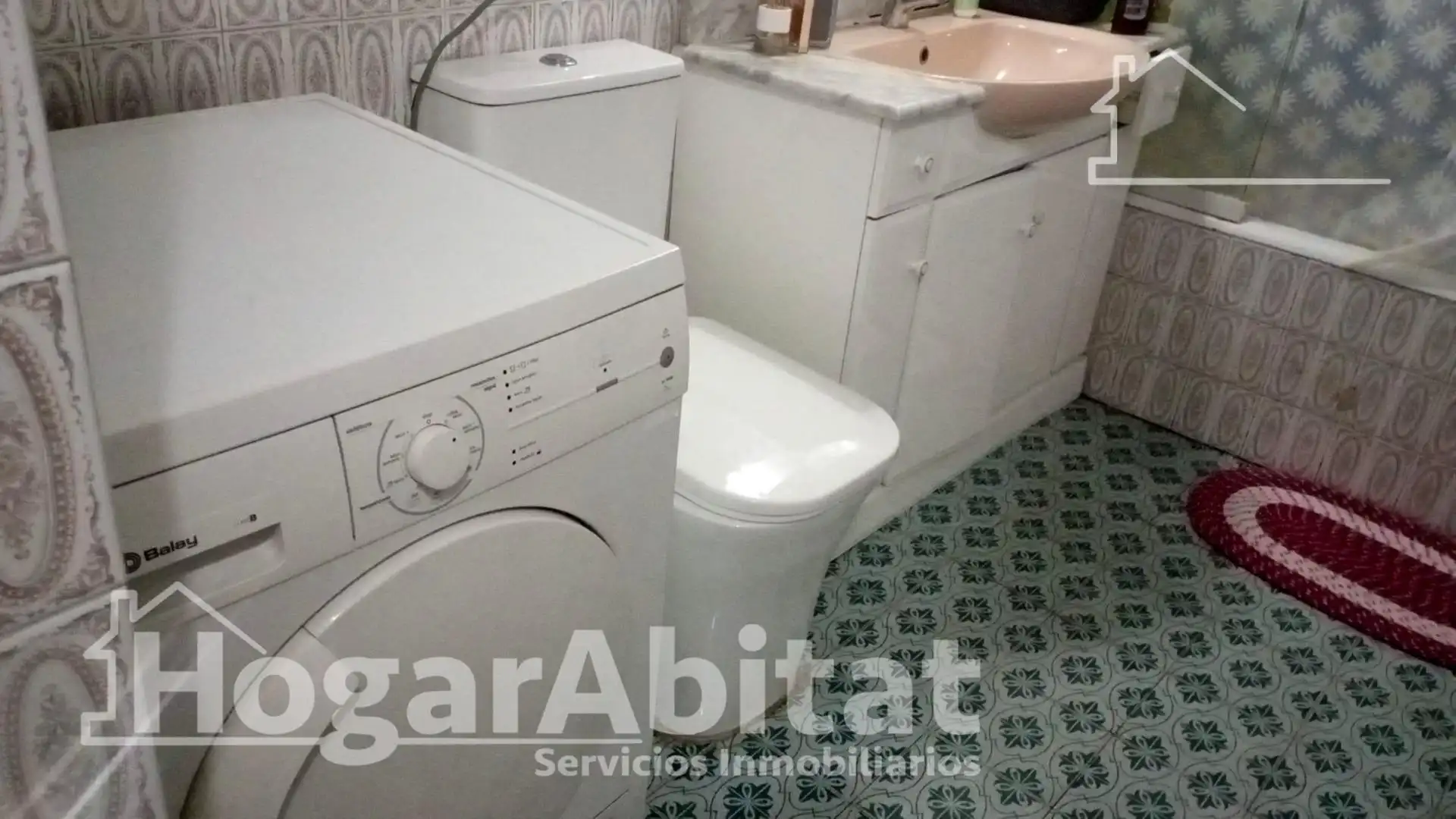 Baño de Piso en venta en Gandia con Terraza y Amueblado